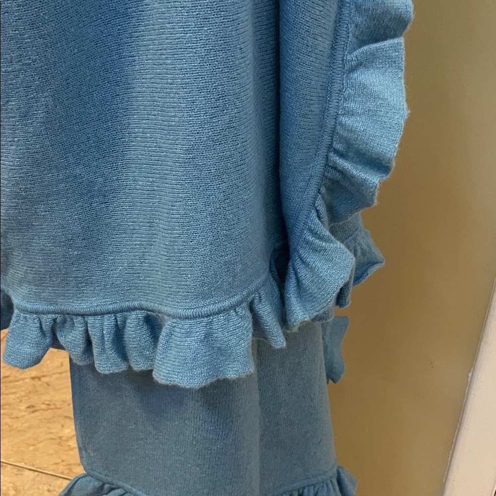 New Charter Club Sky Blue ruffled Cashmere Wrap 30x80 - Picture 3 of 6